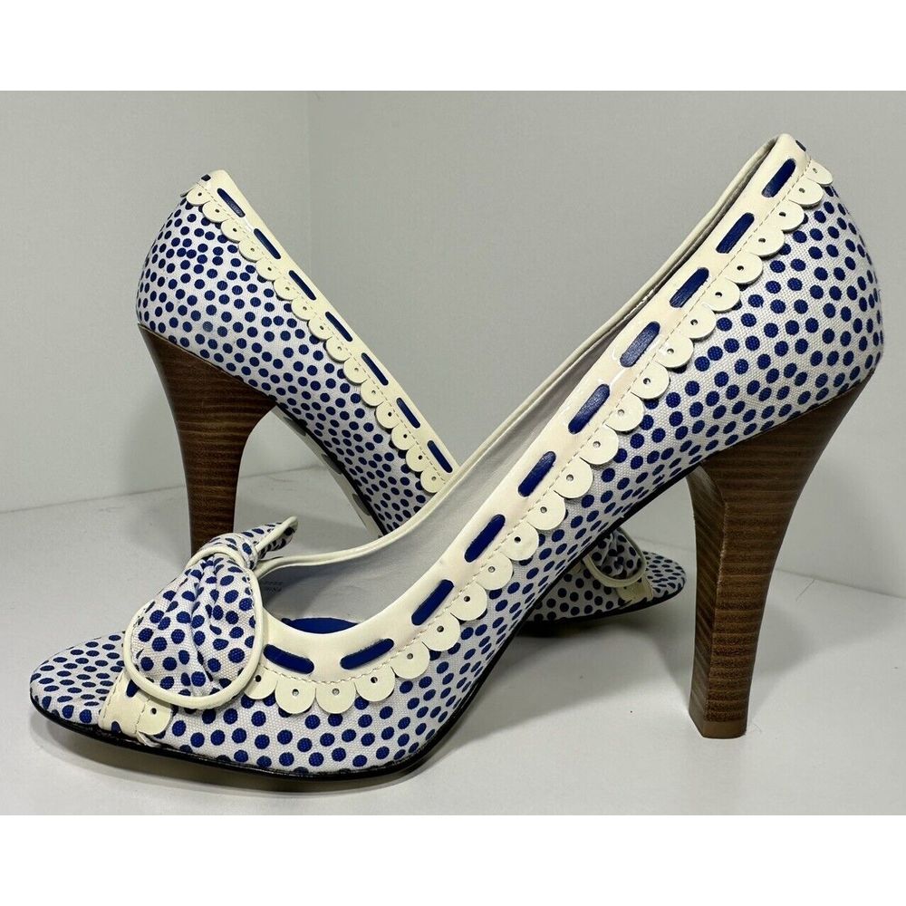 Betseyville by‎ Betsey Johnson Valyn Blue Polka Dots Bow Pumps 9M - Picture 5 of 10